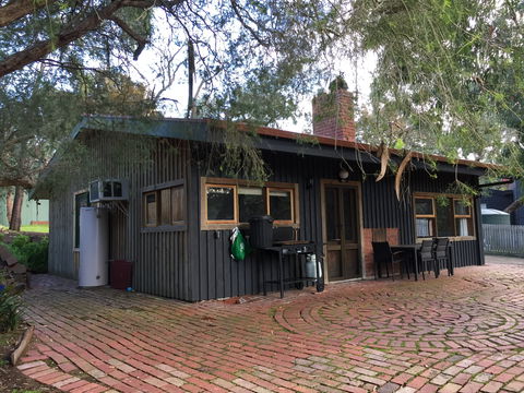 Bells Estate Great Ocean Road Cottages - Accommodation Australia 2