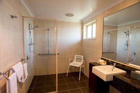 Best Western Plus All Settlers Tamworth - Local Tourism 2