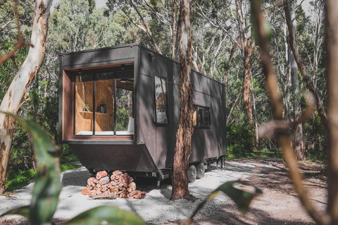 CABN Chloe - Blewitt Springs - Bed n Breakfasts 0