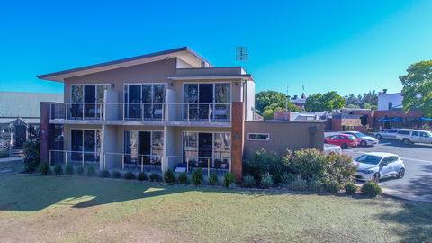 Campaspe Lodge At The Echuca Hotel - Accommodation Australia 1
