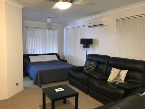 Canalside Family Getaway - Local Tourism 2