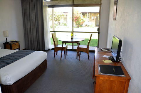 Coonawarra Motor Lodge - Accommodation Australia 1