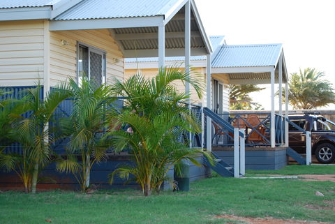 Coral Coast Tourist Park - Accommodation Australia 1