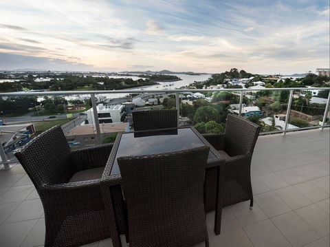 Curtis Central Apartments - Accommodation Australia 2