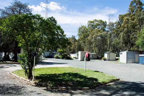 Deniliquin Car-O-Tel And Caravan Park - Local Tourism 0