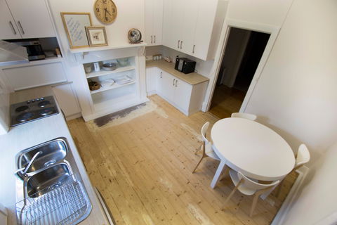 Doreen's - Accommodation Australia 1