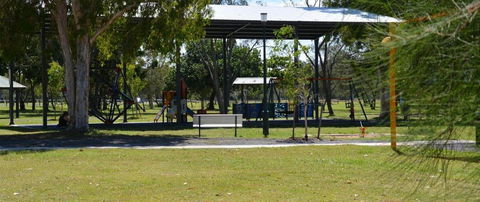 EconoLodge Beachside Motel - Accommodation Australia 2