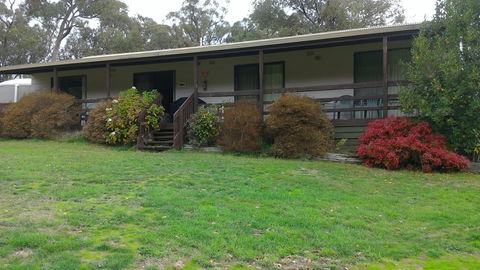 Emerald Park Holiday Farm - Local Tourism 0