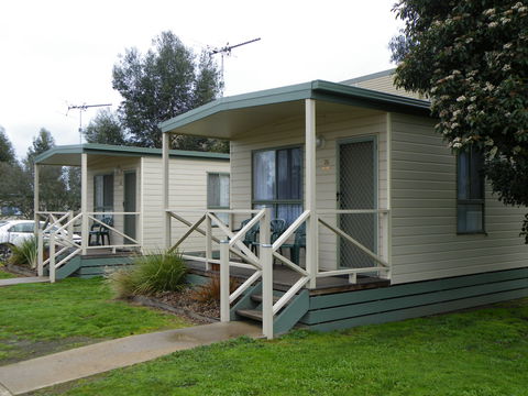Hamilton Caravan Park - Accommodation Australia 1
