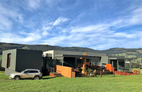 Highland Getaway Luxury Farm Stay B&B - Accommodation Australia 0