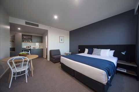 Mantra MacArthur Hotel - Accommodation Australia 2