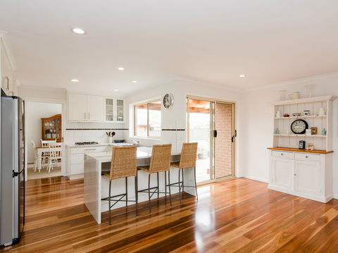 Mulberry House Rutherglen - Local Tourism 1