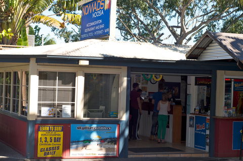 Nomads Noosa - Australia Shopping 1