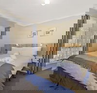 Oak Cottage - Tudor Village