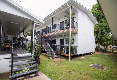 Palm Island Motel - Accommodation Australia 2