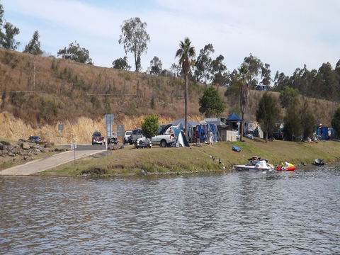 Paradise Dam Recreation And Caravan Park - Local Tourism 1