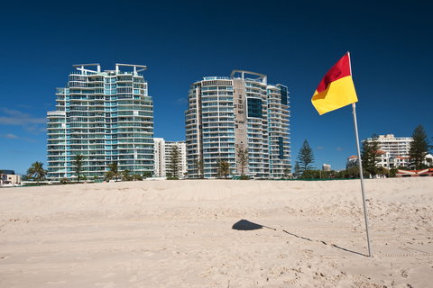 Reflections Coolangatta Beach - Local Tourism 0