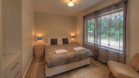 Restaway Holiday Units - Local Tourism 0