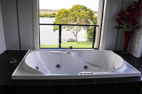 River Devine  White Sands Murray Bridge - Accommodation Australia 1