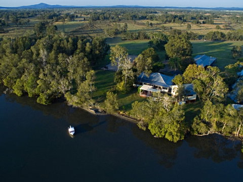 Riverside Holiday Retreat Yamba - Accommodation Australia 0