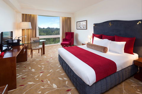 Royal On The Park Hotel And Suites - Accommodation Australia 1