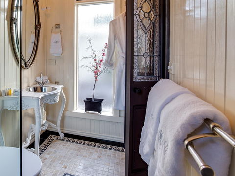 Silverleaf Cottage - Accommodation Australia 2