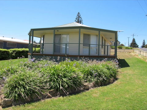 Sims Holiday Home - Accommodation Australia 0