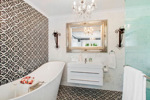 Sunnydell - Local Tourism 0