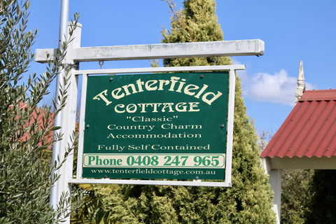 Tenterfield Luxury Historic Cottage - Local Tourism 1