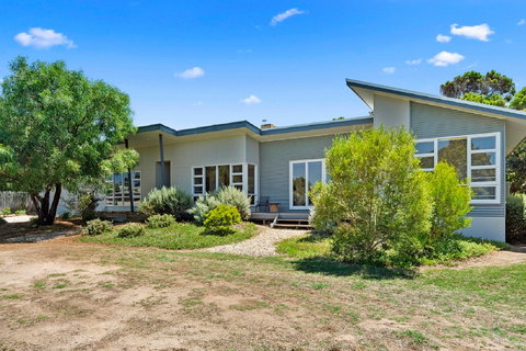 The Cutting - Bed n Breakfasts 0