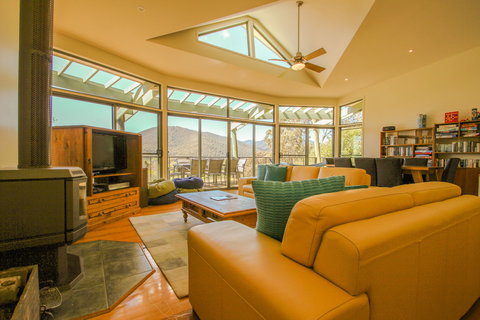 Top Deck - Accommodation Australia 1