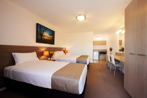 Adelong Motel - Accommodation Australia 0