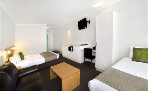 Admiralty Inn - Accommodation Australia 1