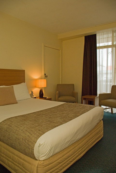 Admiralty Inn - Accommodation Australia 2