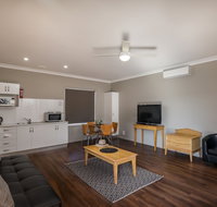 Akuna Motor Inn - Accommodation Australia