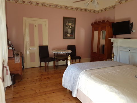 Angas Plains Wines Suites - Local Tourism 0