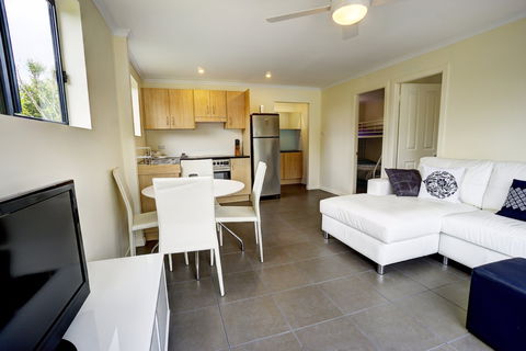 B And B At Orient Point - Accommodation Australia 0