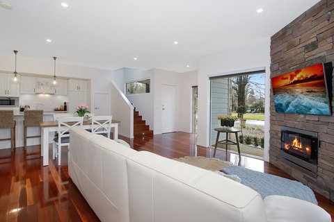 Beyond Bliss Guesthouse Two - Australia Shopping 0