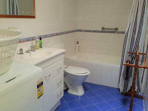 Blue Manna Waters – Apartment A - Accommodation Australia 2