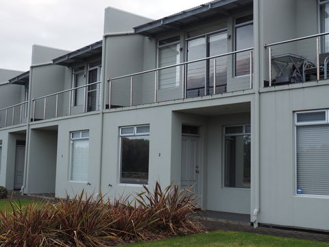 B Our Guest - Accommodation Australia 1