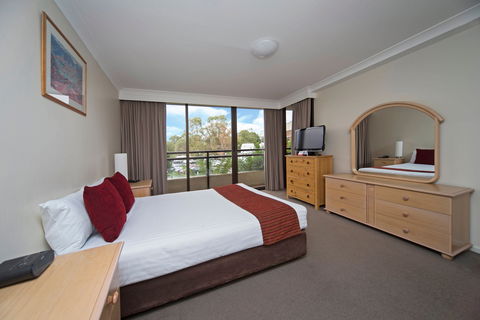 BreakFree Capital Tower - Accommodation Australia 1