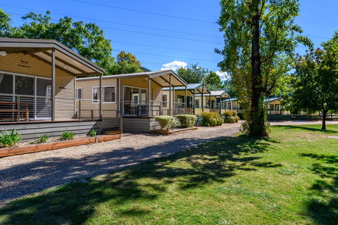 Bright Riverside Holiday Park - Accommodation Australia 2