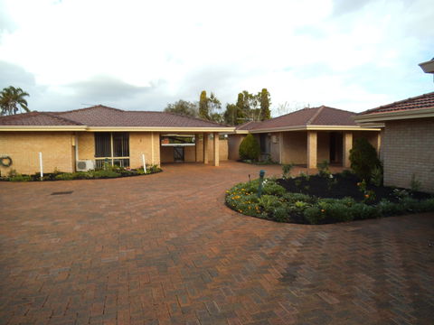 Busselton Seaside Escape Apartment - Accommodation Australia 0