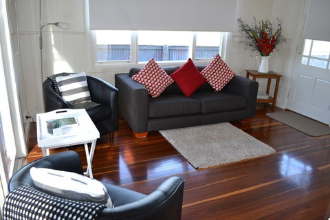 Calgary Accommodation & Killara Accommodation - Local Tourism 2