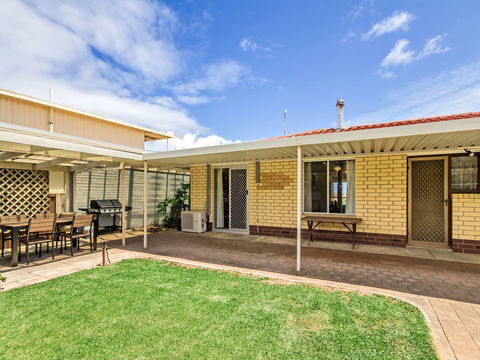 Century 21 SouthCoast: Sun And Sea - Accommodation Australia 0