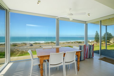 Chiton On The Rocks - Breathtaking Panoramic Coastal Views - Accommodation Australia 0