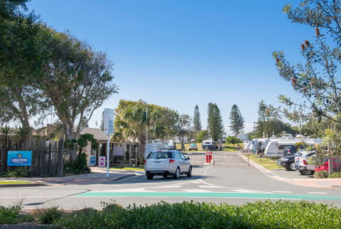Coolum Beach Holiday Park - Local Tourism 0