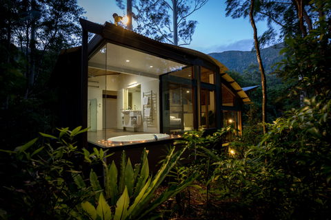 Crystal Creek Rainforest Retreat - Local Tourism 0