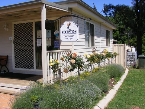 Fossickers' Tourist Park - Local Tourism 0