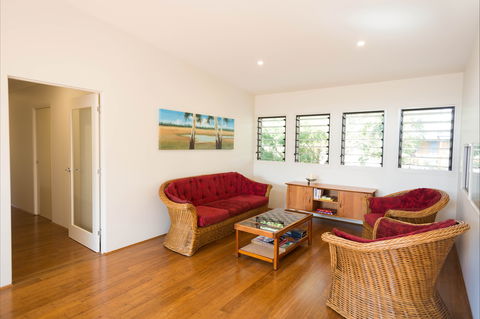 Just Sit: Moruya Heads - Accommodation Australia 2
